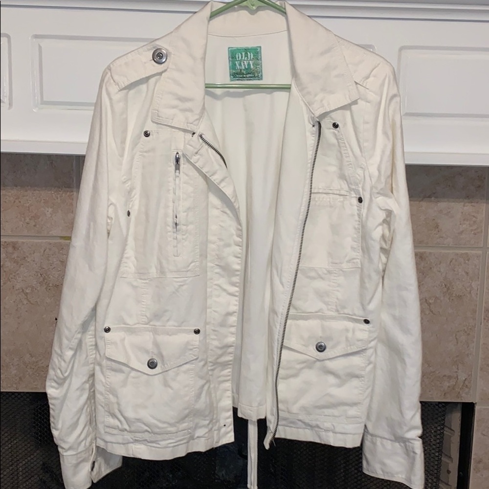 Old navy jacket size L